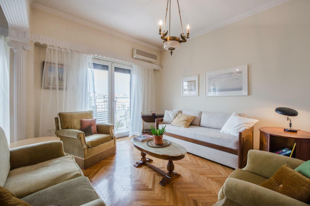 Retro Apartment At Trendy Exarcheia アテネ エクステリア 写真